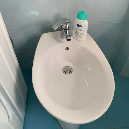 לינה וארוחת בוקר Carpiceci רומא