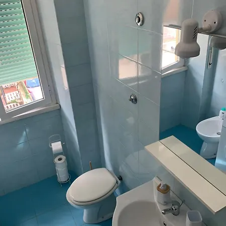 לינה וארוחת בוקר Carpiceci רומא